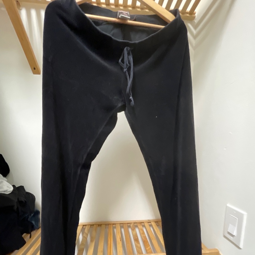 Juicy couture velour track pants black. Size medium